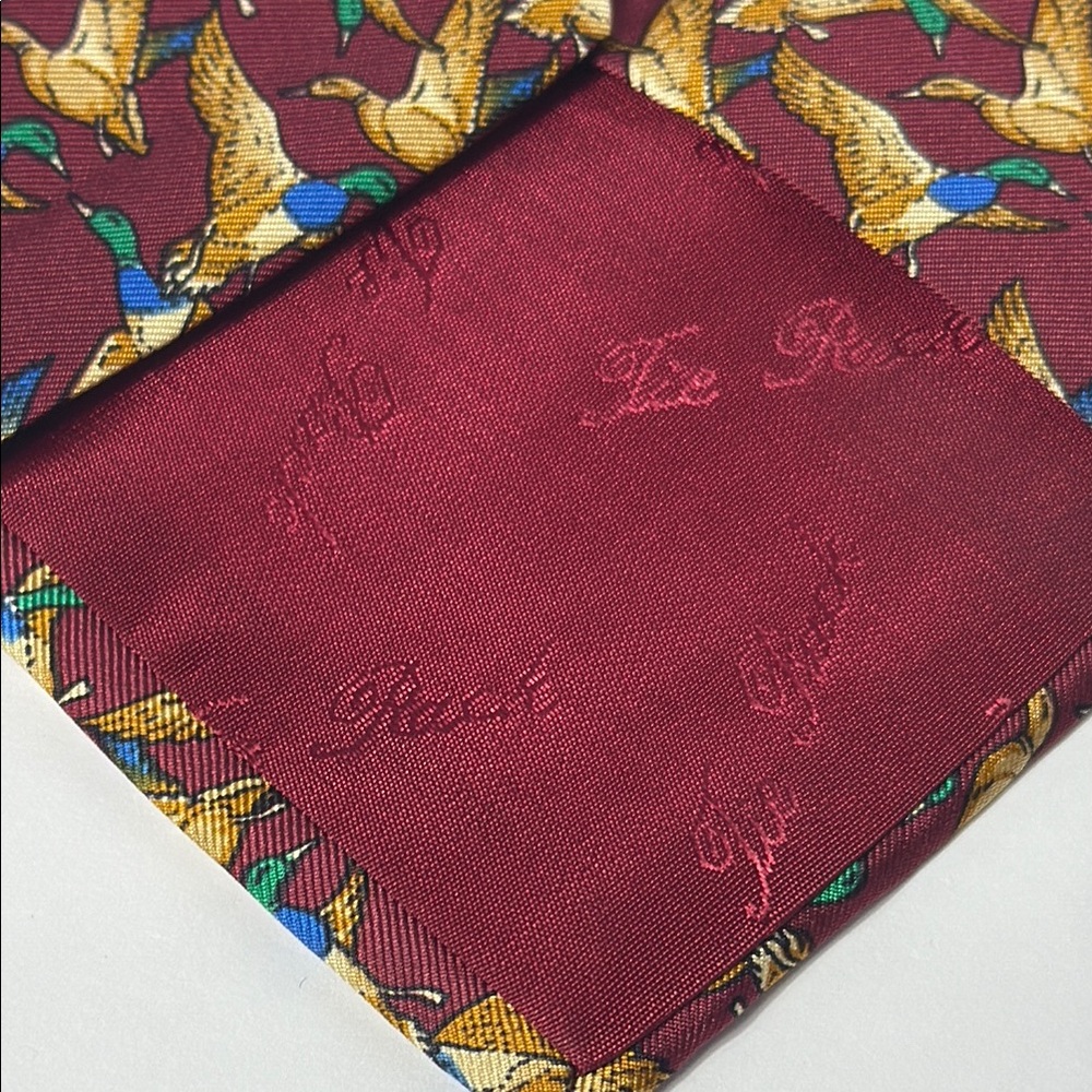 Beaufort Tie‎ Rack Red Flying Ducks Pattern Tie - Picture 5 of 7